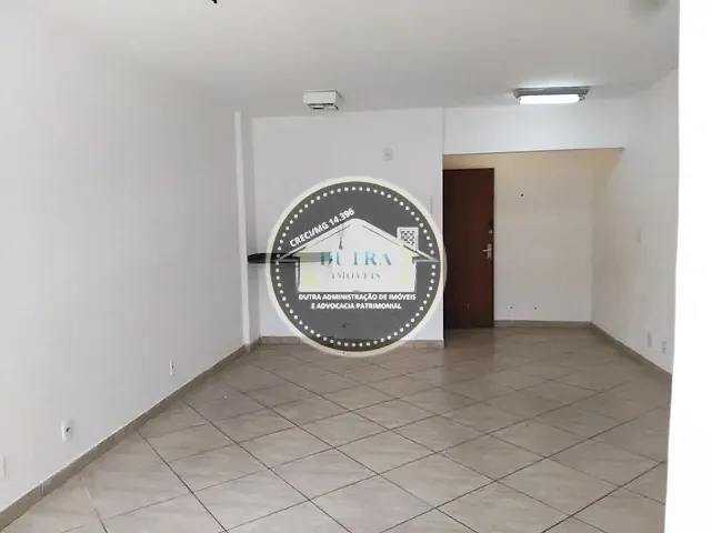 Sala para alugar, no bairro Centro em Juiz de Fora