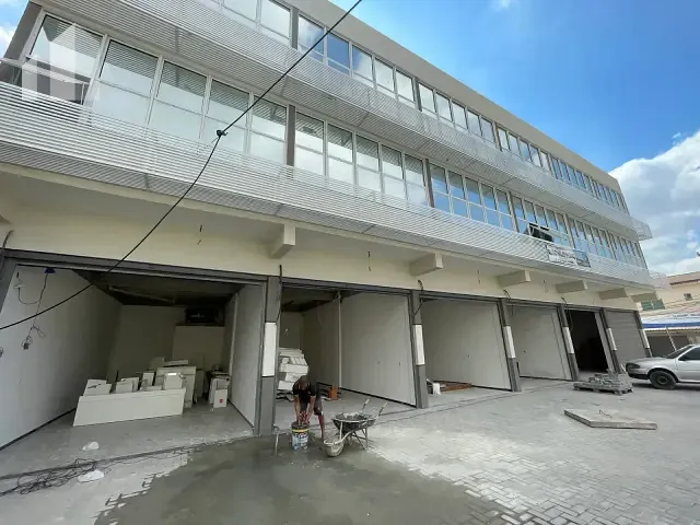Sala com 22m², para alugar, no bairro Rancho Novo em Nova Iguaçu