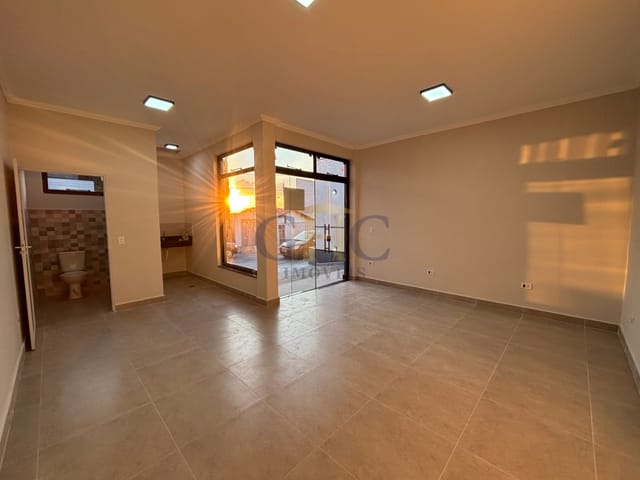Sala para alugar, no bairro Vila Santa Isabel em Salto de Pirapora