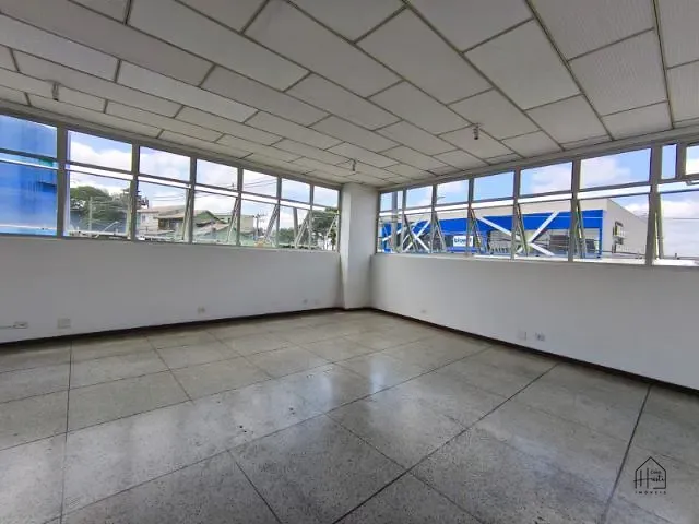 Sala com 45m², para alugar, no bairro Vila Monte Serrat em Cotia
