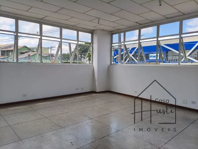 Sala com 45m², para alugar, no bairro Vila Monte Serrat em Cotia