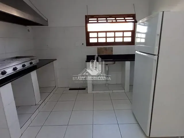 Sala para alugar, no bairro Centro em Pederneiras