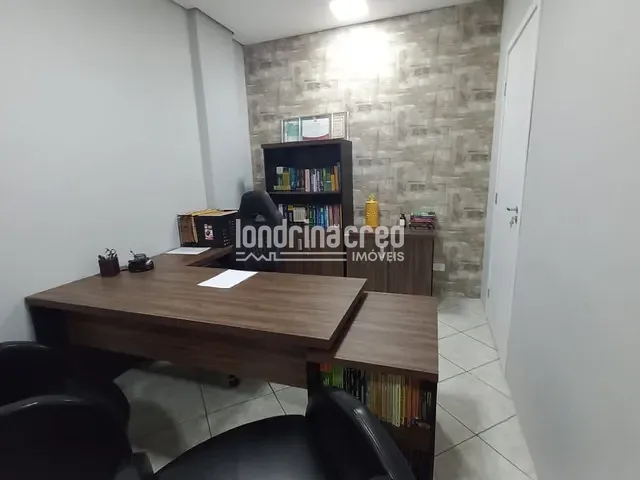 Sala à venda, no bairro EDIFÍCIO OSCAR FUGANTI em Londrina