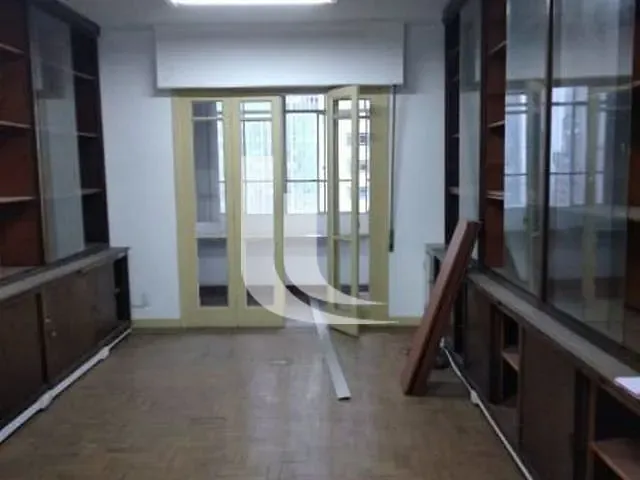 Sala à venda, no bairro Centro Histórico de São Paulo em São Paulo