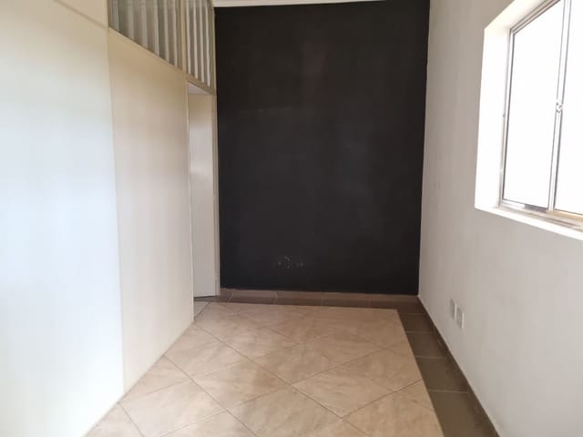 Sala com 25m², para alugar, no bairro Portais (Polvilho) em Cajamar