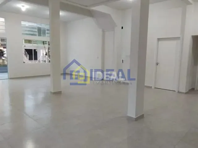 Sala com 160m², para alugar, no bairro Santa Cruz em Concórdia