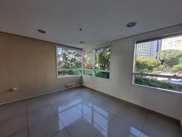 Sala à venda, no bairro Bela Vista em São Paulo