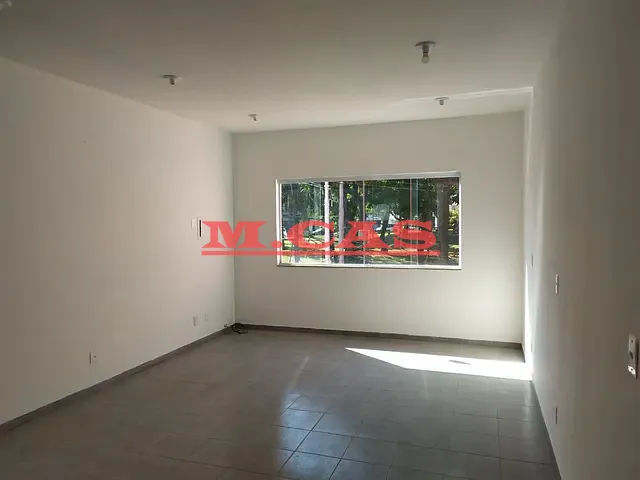Sala com 35m², para alugar, no bairro Vila Canero em São Paulo