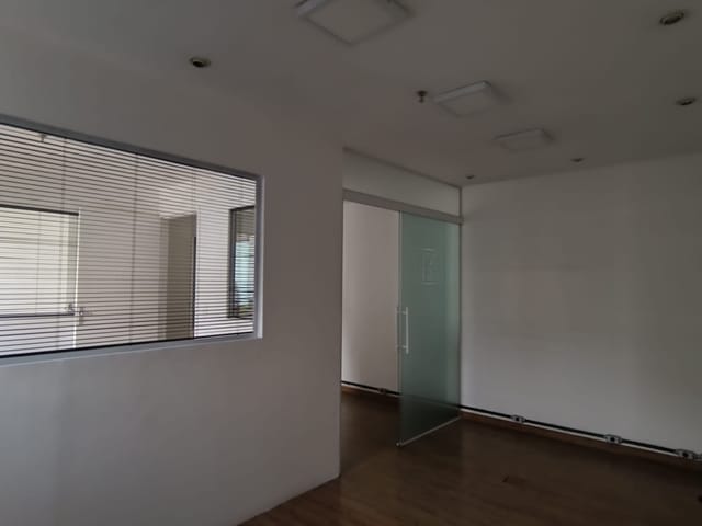 Foto do Sala - Sala Comercial ao lado do metrô Paraiso , 1 banheiros, 1 vaga de garagem. | MDG IMÓVEIS