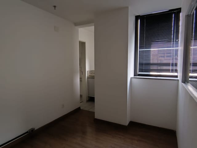 Foto do Sala - Sala Comercial ao lado do metrô Paraiso , 1 banheiros, 1 vaga de garagem. | MDG IMÓVEIS