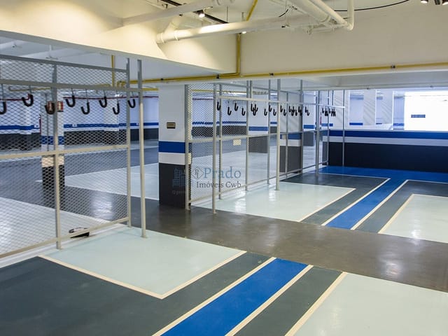 Sala à venda, no bairro Campo Comprido em Curitiba