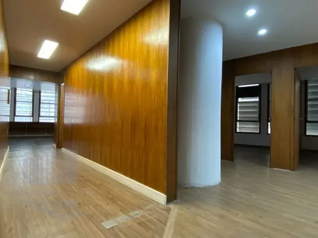 Sala à venda, no bairro República em São Paulo