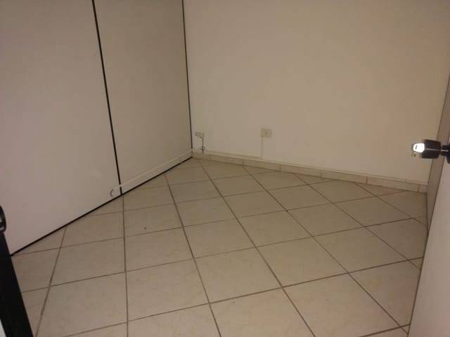 Sala com 80m², à venda, no bairro Centro em Londrina