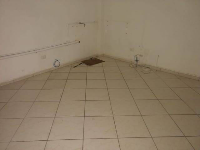 Sala com 80m², à venda, no bairro Centro em Londrina