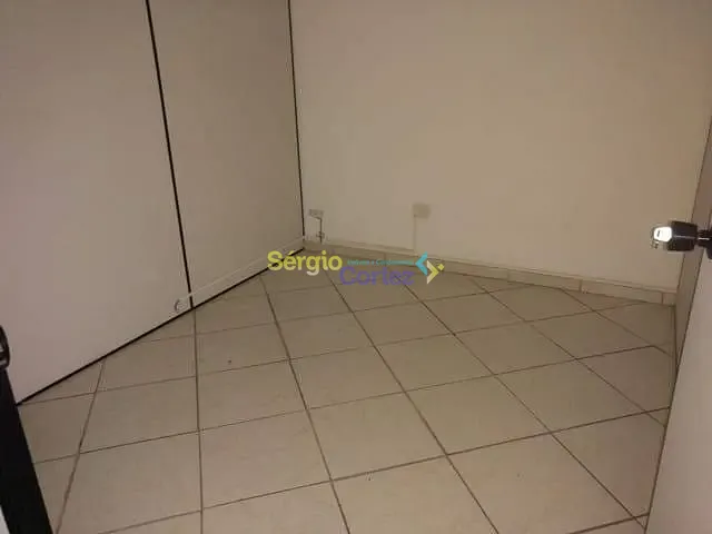 Sala com 80m², à venda, no bairro Centro em Londrina