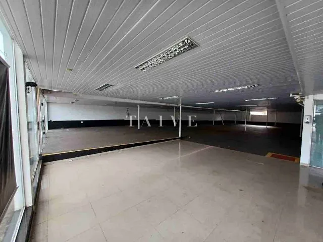 Sala com 913m², para alugar, no bairro Jardim Higienópolis em Londrina