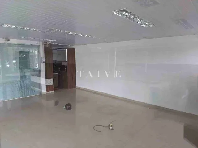 Sala com 913m², para alugar, no bairro Jardim Higienópolis em Londrina