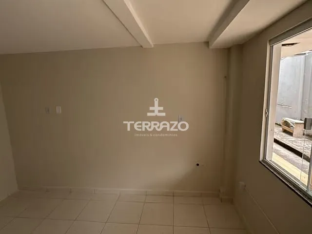 Sala para alugar, no bairro Nossa Senhora das Graças em Volta Redonda