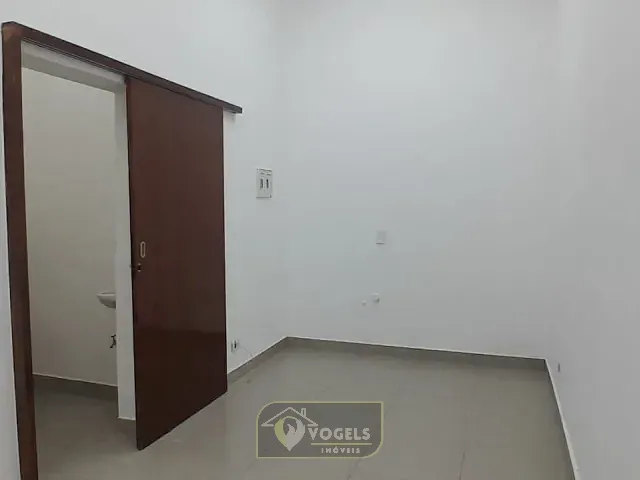 Sala para alugar, no bairro Moinho Residencial em Holambra