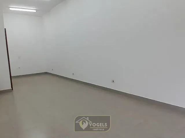 Sala para alugar, no bairro Moinho Residencial em Holambra