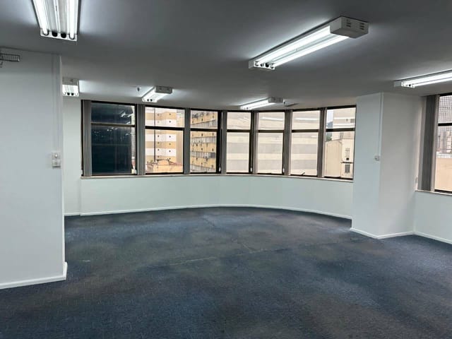 Sala com 360m², para alugar, no bairro Centro em Rio de Janeiro