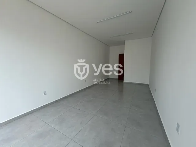 Sala para alugar, no bairro Centro em Araxá