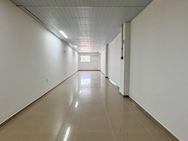 Sala com 50m², para alugar, no bairro Paineiras em Juiz de Fora