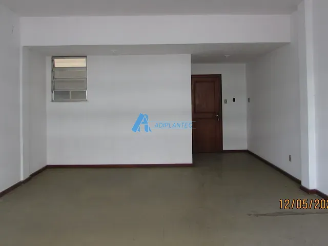 Sala para alugar, no bairro Penha Circular em Rio de Janeiro