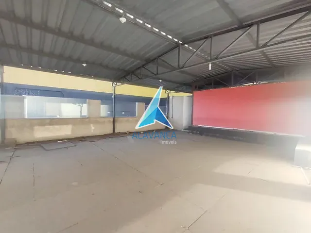 Sala com 180m², para alugar, no bairro Centro em Governador Valadares