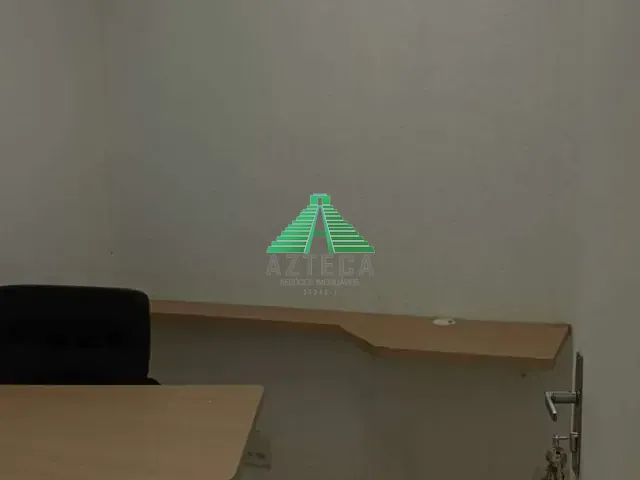 Sala para alugar, no bairro Vila Leonor em Guarulhos
