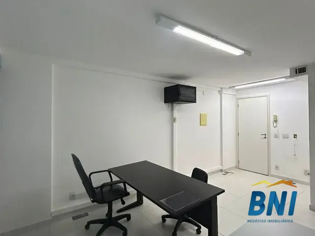 Sala com 21m², à venda ou para alugar, no bairro Freguesia (Jacarepaguá) em Rio de Janeiro