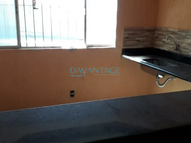 Loja com 110m², para alugar, no bairro Lapa de Baixo em São Paulo