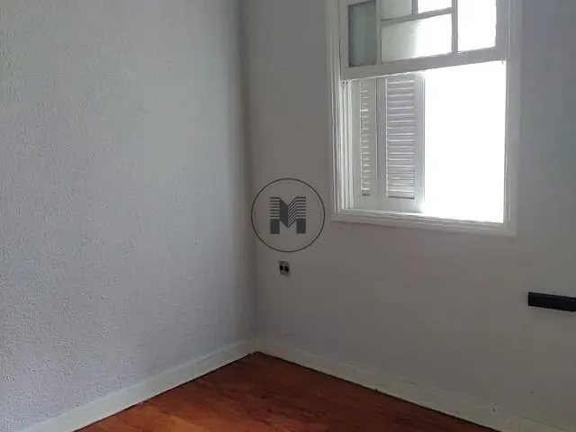 Sala com 20m², para alugar, no bairro Centro em Guaratinguetá