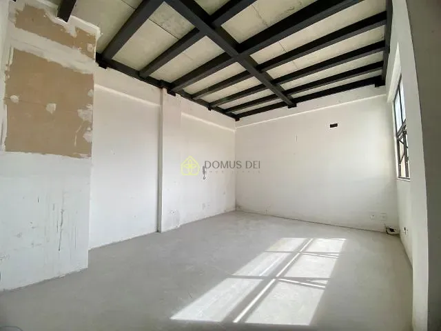 Sala à venda, no bairro Vila Santa Cecília em Volta Redonda