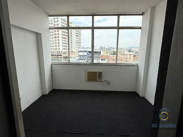 Sala com 27m², à venda ou para alugar, no bairro Madureira em Rio de Janeiro