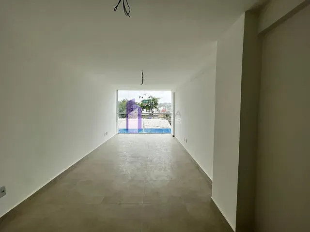 Sala para alugar, no bairro Piratininga em Niterói
