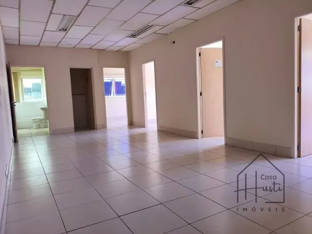 Sala com 80m², para alugar, no bairro Parque Bahia em Cotia