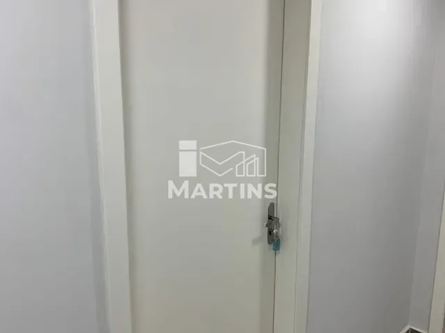 Sala para alugar, no bairro Jardim Santa Cruz em Taboão da Serra