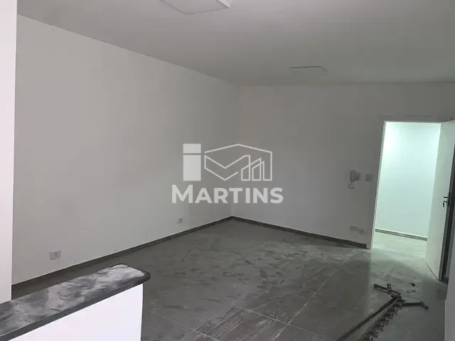 Sala para alugar, no bairro Jardim Santa Cruz em Taboão da Serra