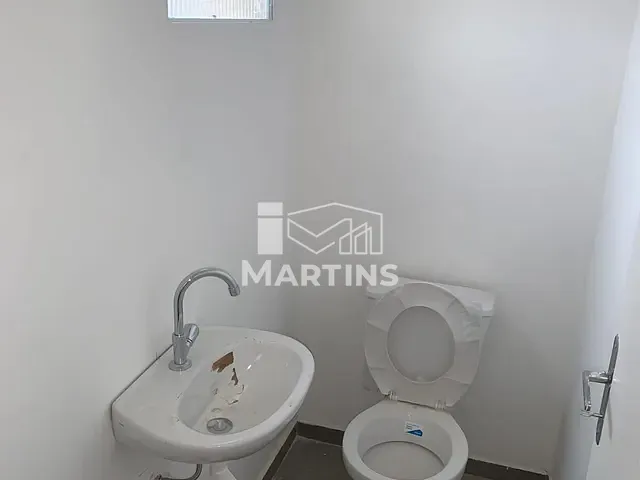 Sala para alugar, no bairro Jardim Santa Cruz em Taboão da Serra
