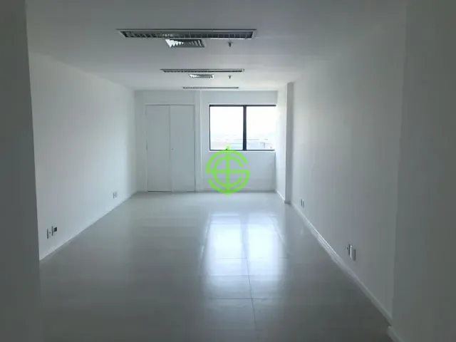 Sala com 35m², à venda, no bairro Barra da Tijuca em Rio de Janeiro