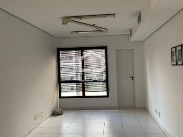 Sala com 43m², para alugar, no bairro Chácara Santo Antônio em São Paulo