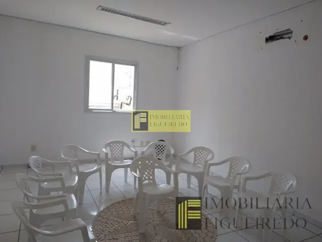 Sala com 40m², para alugar, no bairro Centro em São José do Rio Preto
