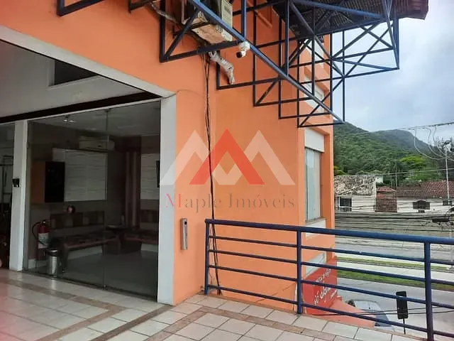 Sala com 43m², à venda, no bairro Piratininga em Niterói