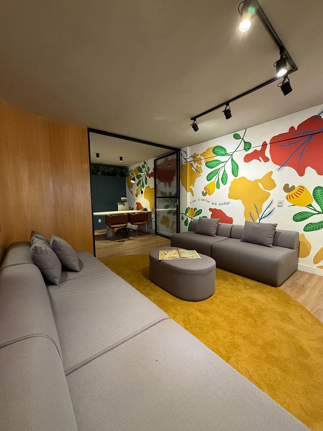 Sala comercial à venda com 80m2, no Setor Oeste, Goiânia, GO