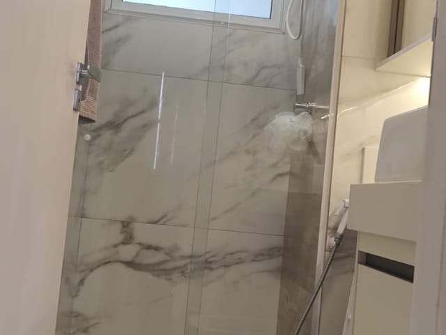 Sala com 57m² 2 quartos e 1 banheiro, à venda, no bairro Vila Jaboticabeira em Taubaté