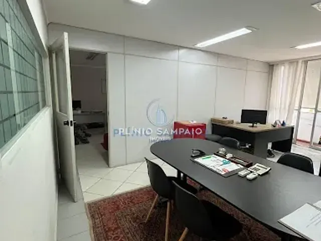 Sala com 80m², para alugar, no bairro Centro em Vitória