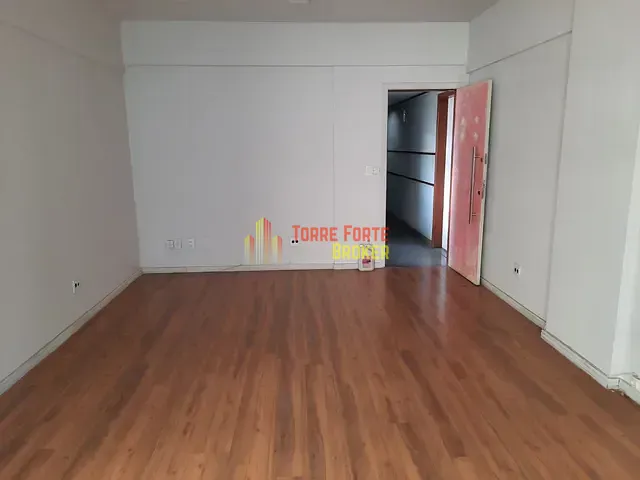 Sala com 45m², à venda ou para alugar, no bairro Santa Efigênia em Belo Horizonte