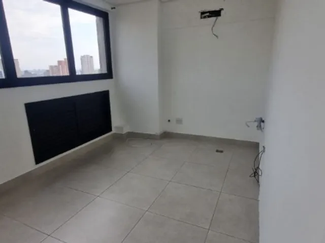 Sala à venda, no bairro Vila Assunção em Santo André