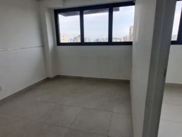 Sala à venda, no bairro Vila Assunção em Santo André